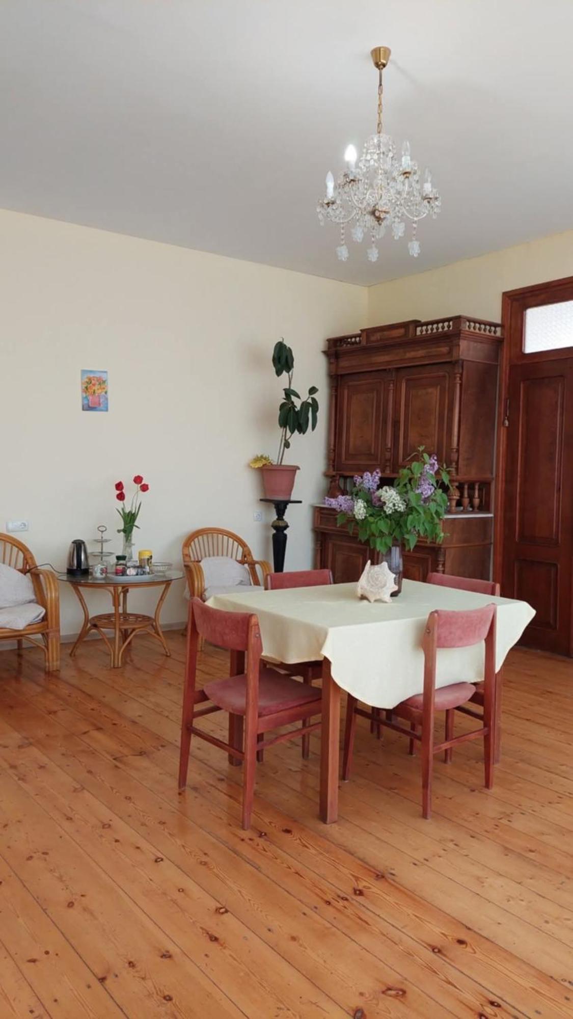 Guesthouse "Door" In Siğnaği Dış mekan fotoğraf